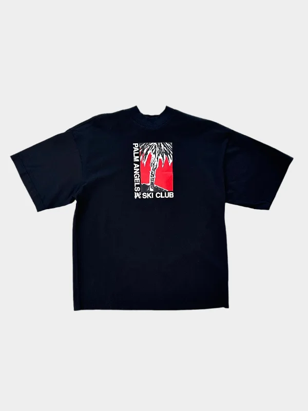 T-Shirt Ski Club-- Boxy Fit Fitted Loose