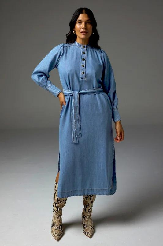 SNAPSHOT DRESS Tunics Solid Classic