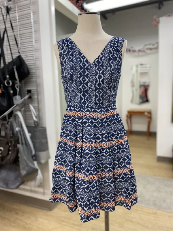 Skies Are Blue chambray dress S Tunics Modern contemporary