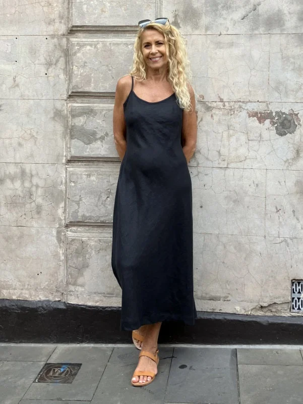 Jiva Antique Wash Linen Shoestring Slip Dress - Black Boatneck Modish Everyday