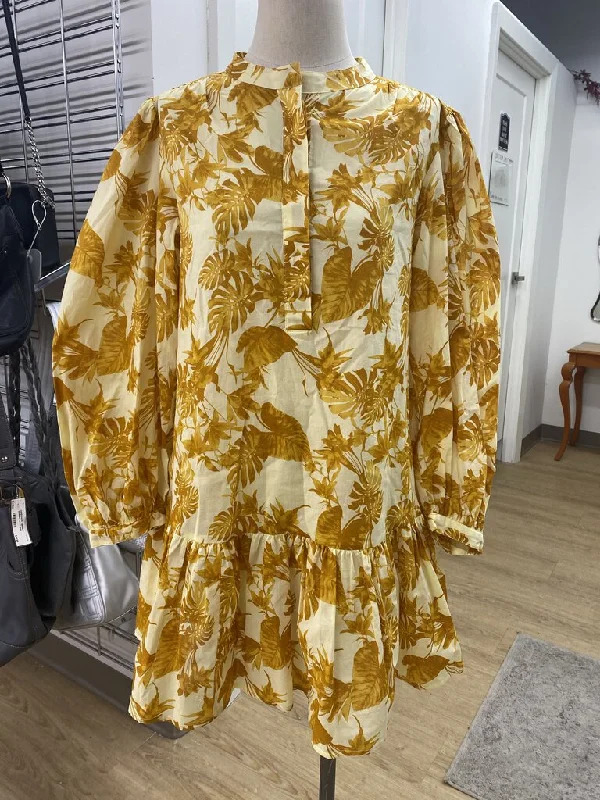 Banana Republic (outlet) drop waist dress S Cowl Neckline Elegant
