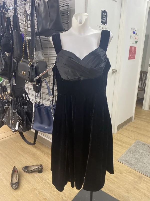 Mod Cloth velvet/satin dress XL Tunics Running lightweight