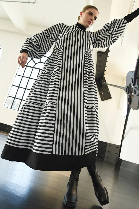 TIERS FOR FEARS DRESS Elegant Long Evening