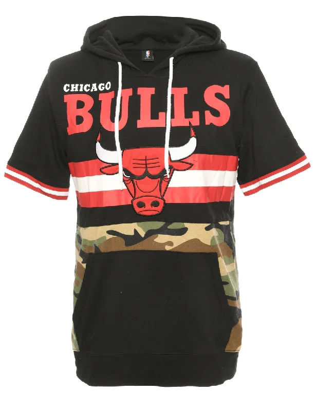 NBA Chicago Bulls Hooded Sports Sweatshirt - M Hoodie with Front Slit Layering Stylish NBA Chicago Bulls Hooded Sports Sweatshirt - M Hoodie with Front Slit Layering Stylish