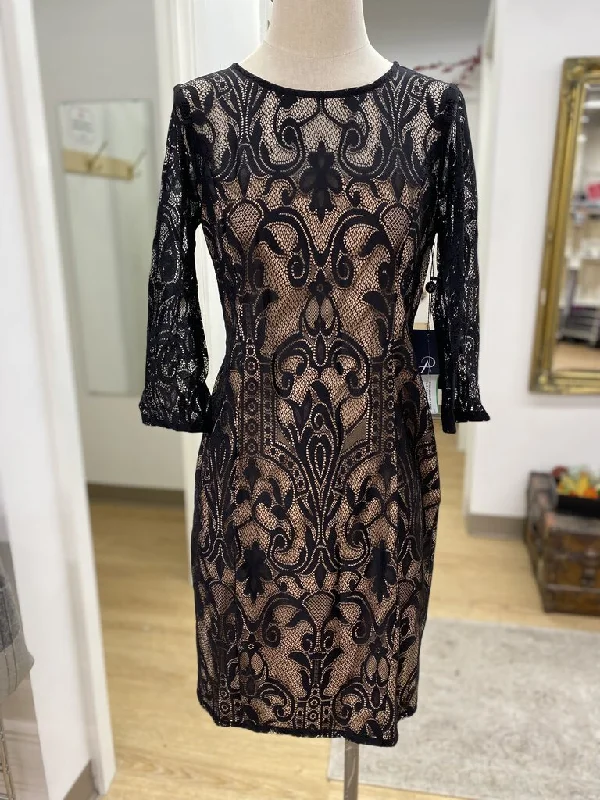 Adrianna Papell lace overlay dress NWT 8 Tunics Hiking breathable