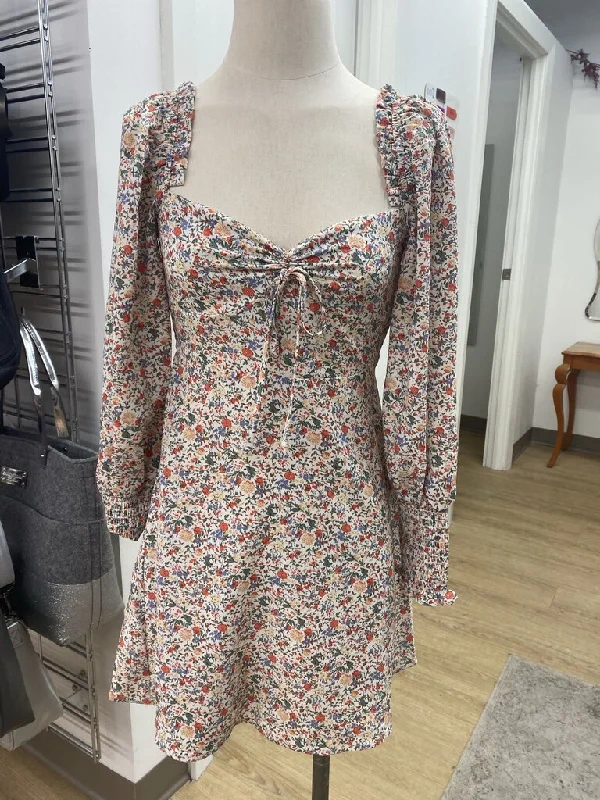 Reset floral dress S Tunics Chic fashionable