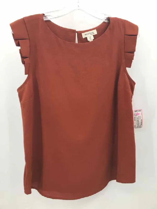 Pre-Owned Monteau Brown Size Medium Tank Top gym tank top