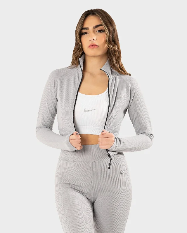 NIKE FIGURE CROPPED JACKET Herringbone Jacket Checkered Jacket Solid Jacket
