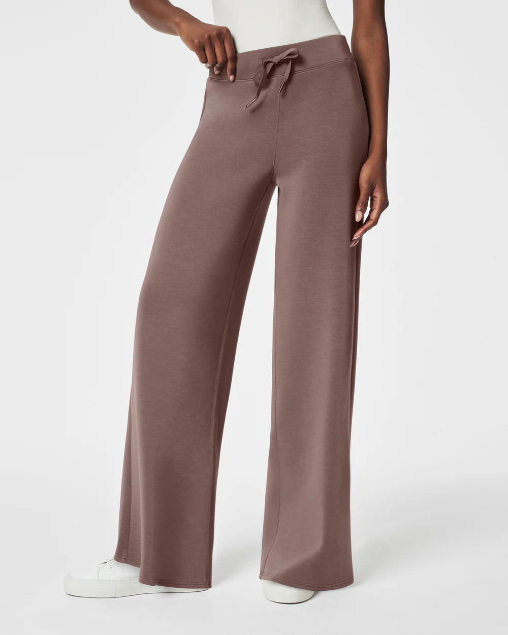 AirEssentials  Wide Leg Pant - SMOKE High-Waist Trousers