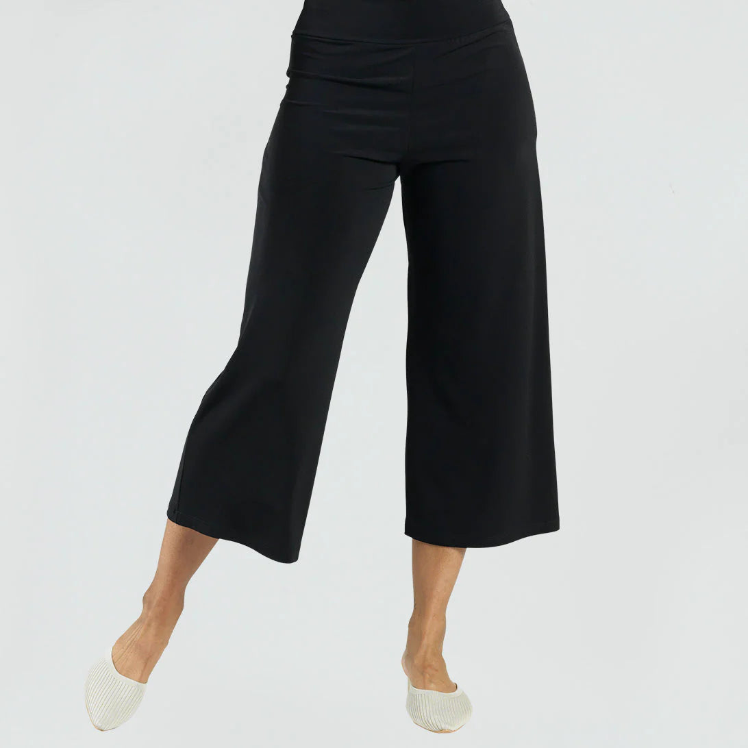 Signature Modern Gaucho Pant - Black Comfy Athletic Pants