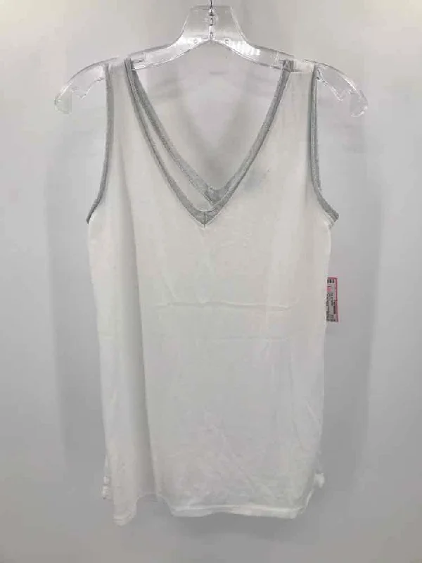 Pre-Owned Free for Humanity White Size One Size Tank Top adorable tank top