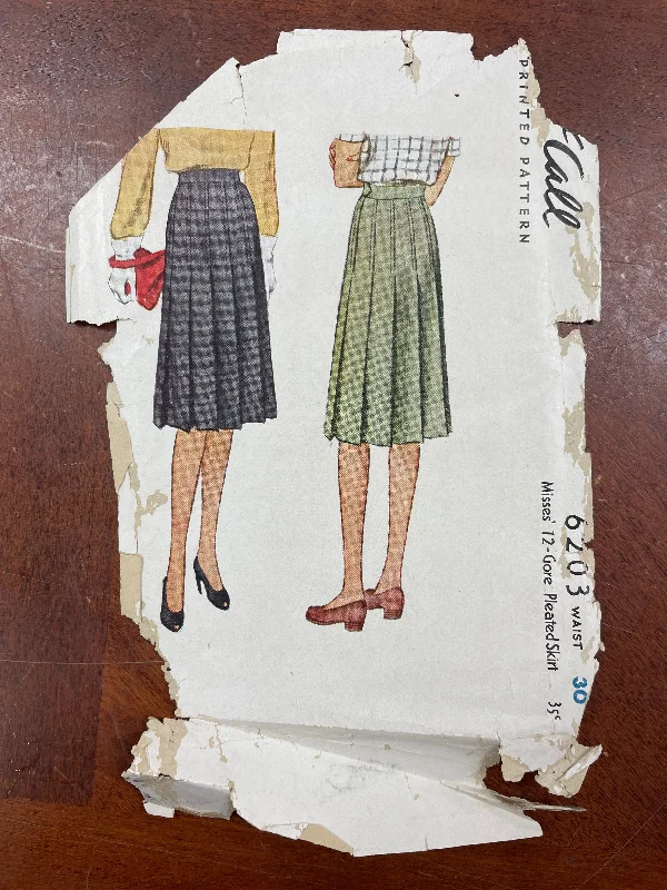 1940's McCall 6203 Pattern - Skirt with 12 Gores cashmere skirt plush