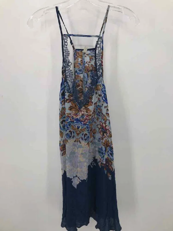 Pre-Owned Intimately Free People Blue Size XS Tank Top navy tank top