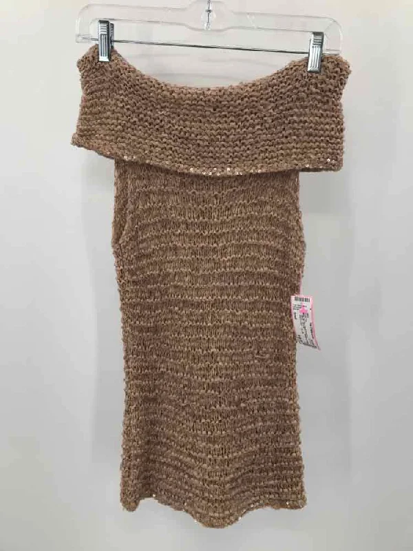 Pre-Owned MAG Tan Size Small Tank Top cute tank top