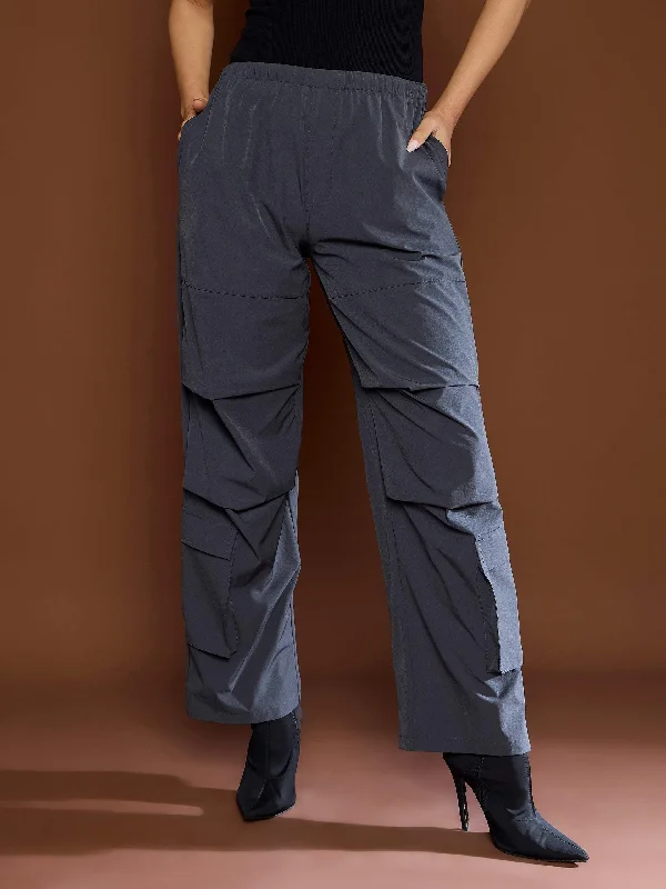 Women Unisex Dark Grey Pleated Knee Baggy Parachute Pants Sleek Black Pants